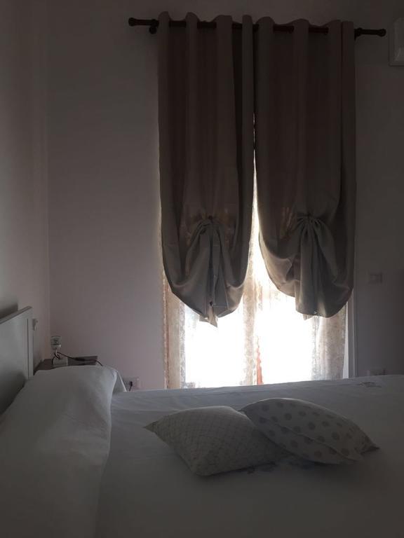 Luna Bianca Bed and Breakfast Rozzano Exterior foto
